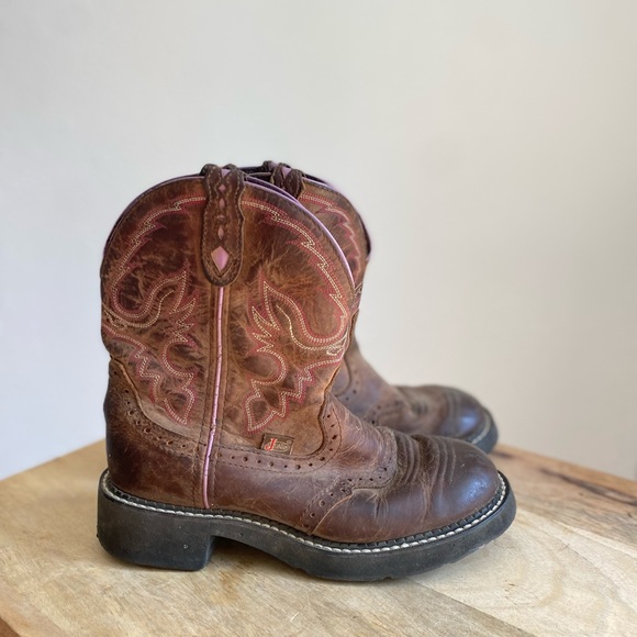 Justin Boots Shoes Justin Brown Leather Purple Trim Cowboy Boots